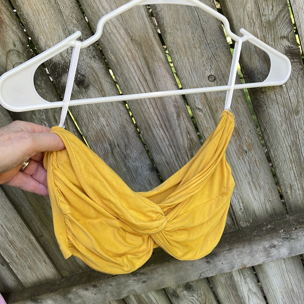 SHEIN Yellow Twist Front Crop Top